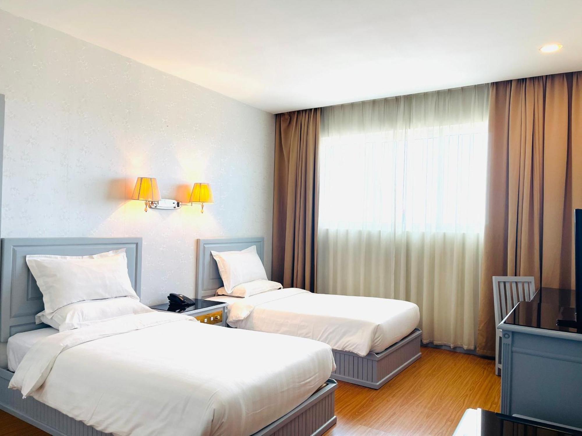 Penview Hotel Кучинг Экстерьер фото