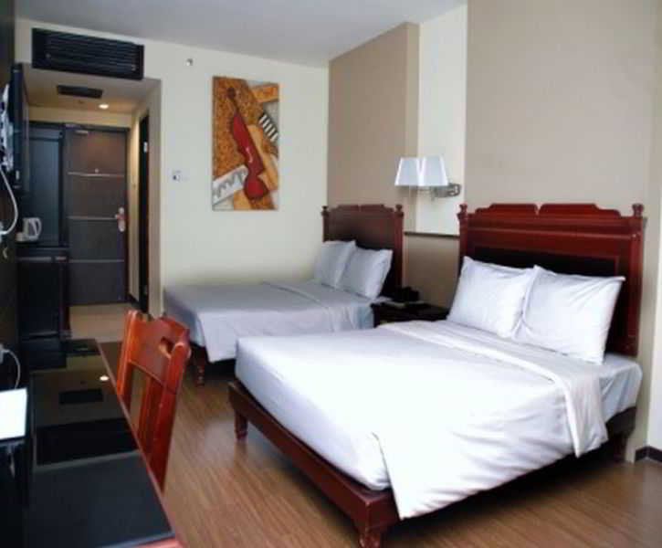 Penview Hotel Кучинг Экстерьер фото