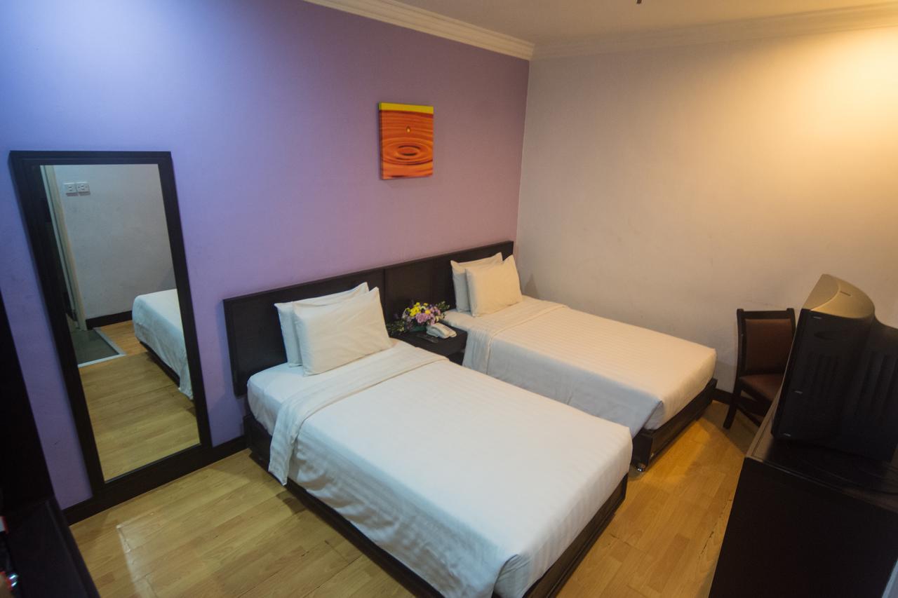 Penview Hotel Кучинг Экстерьер фото
